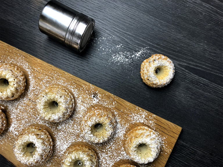 Ciambelle banana, cioccolato e noci